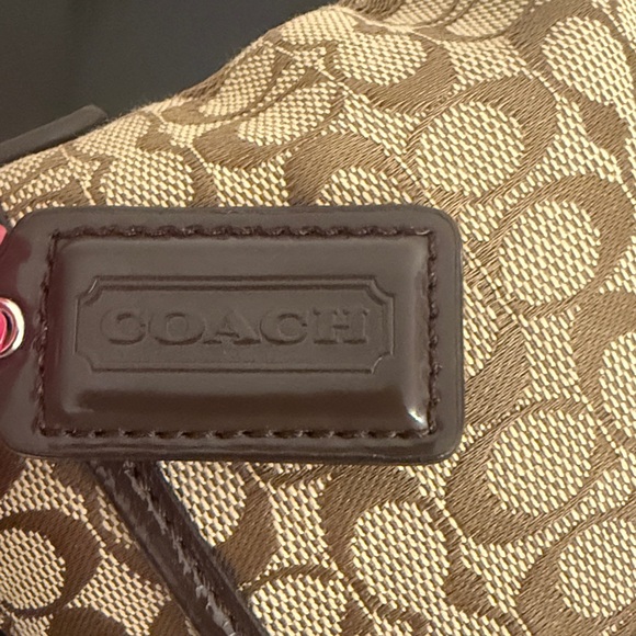 COACH Signature Stripe North/South Swingpack Crossbody Bag - Picture 5 of 13
